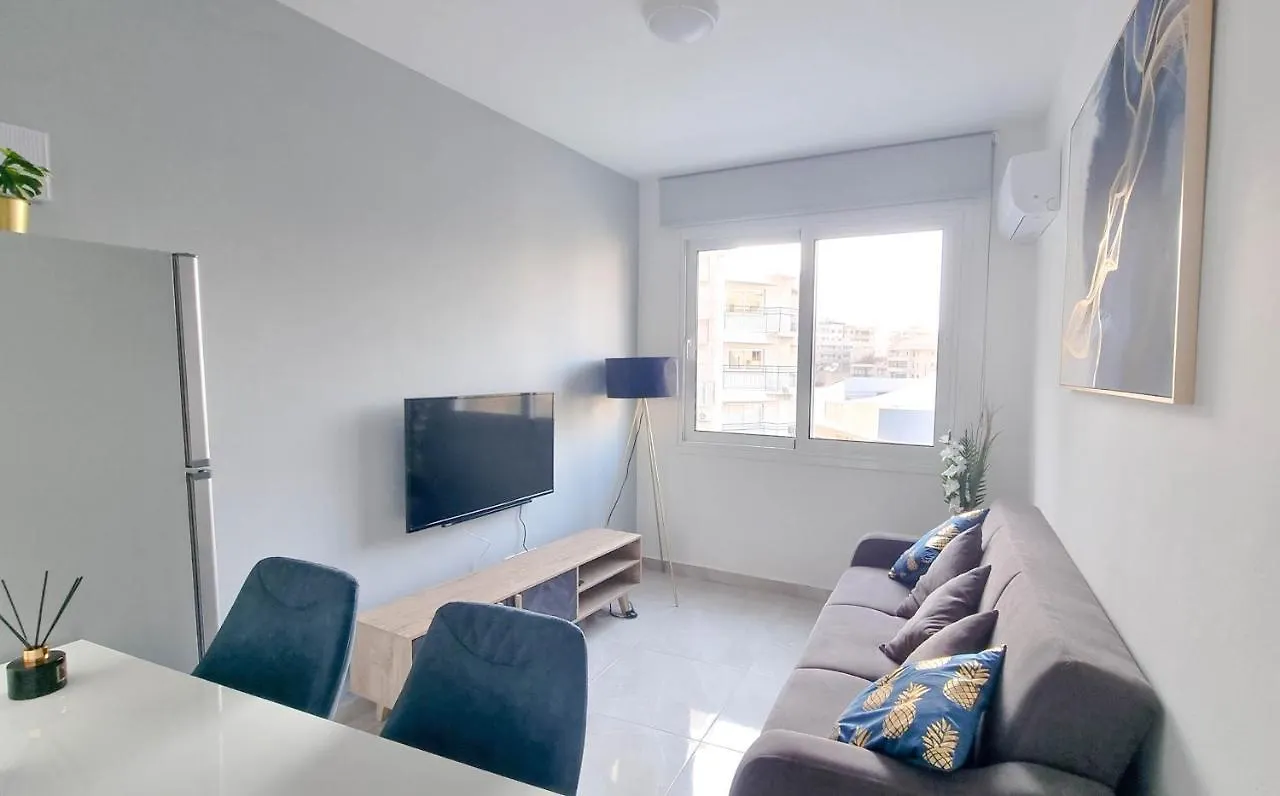 Coastal Chic: Luxury Apt In The Heart Of The City! With Smart Tv! Larnaka 0*,