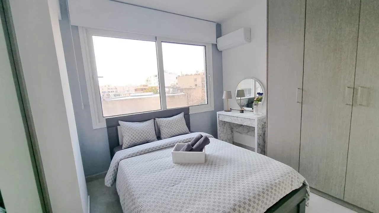 Coastal Chic: Luxury Apt In The Heart Of The City! With Smart Tv! Larnaka Zypern